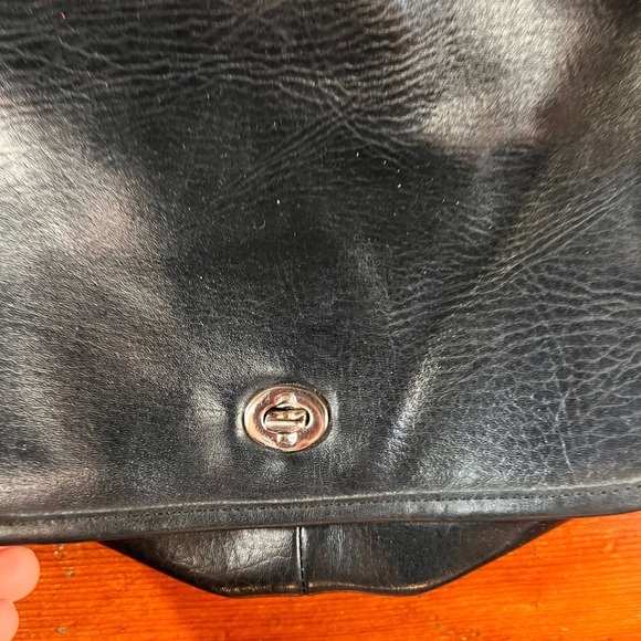 Leather black messenger crossbody Korean vintage boutique - Picture 2 of 14